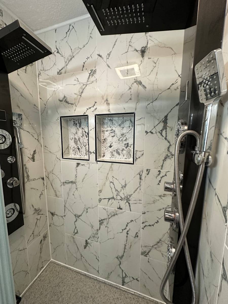 Statuario Shower with Dual Spa Panels